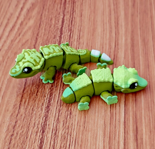Gelenk-Gecko Spielzeug mit Hörnern – Bild 4 | LuxeStyle