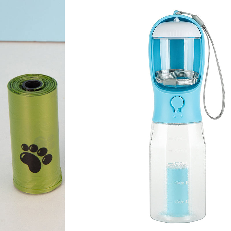 3-in-1 Trinkflasche für Haustiere mit Futter & Kotbeutel