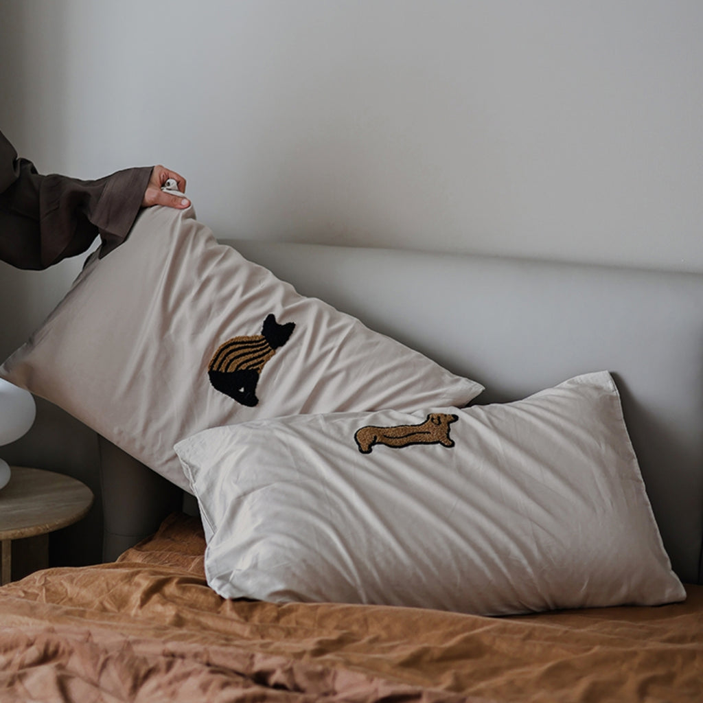 Plüschiger Kissenbezug mit Tiermotiven – Bild 4 | LuxeStyle