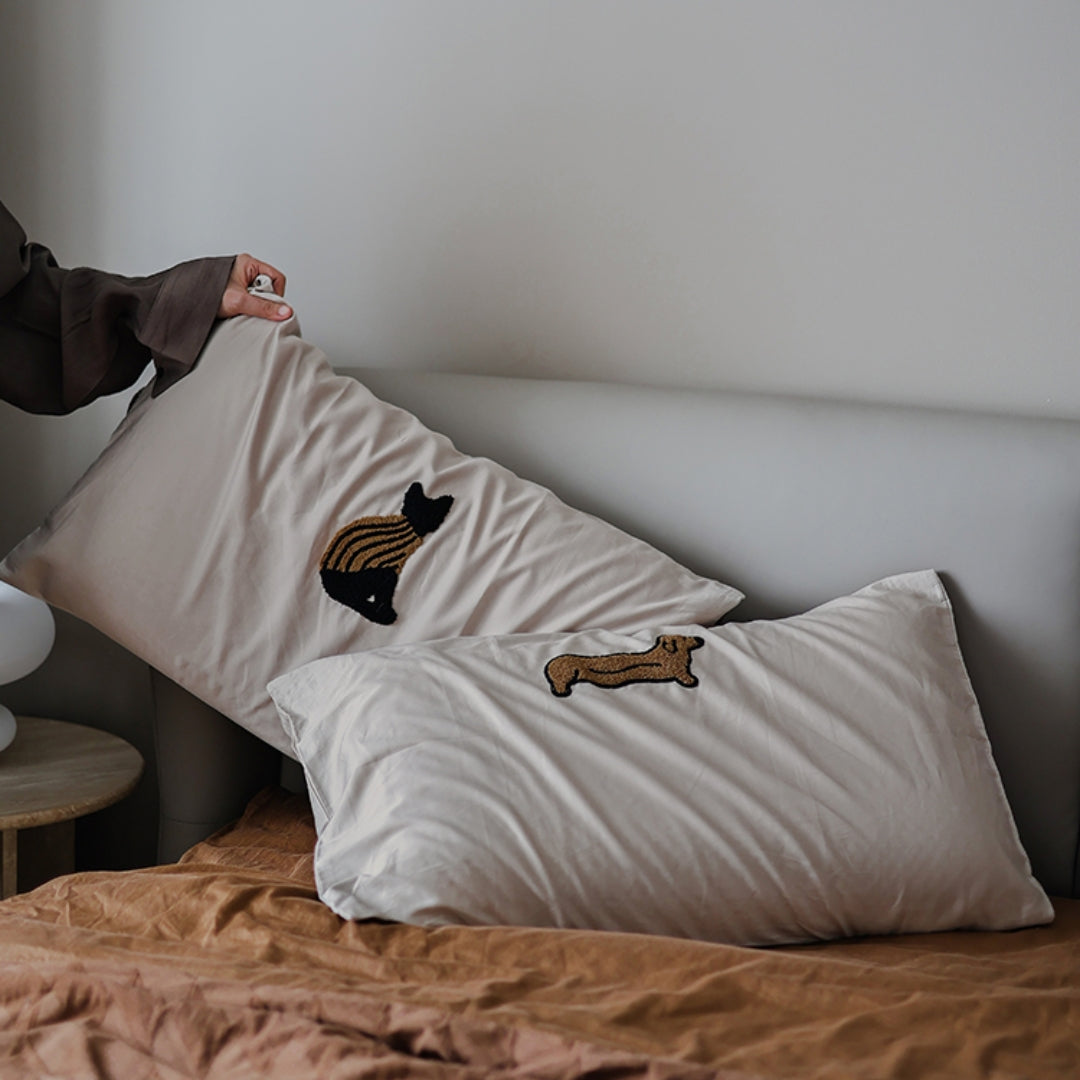 Plüschiger Kissenbezug mit Tiermotiven – Bild 4 | LuxeStyle