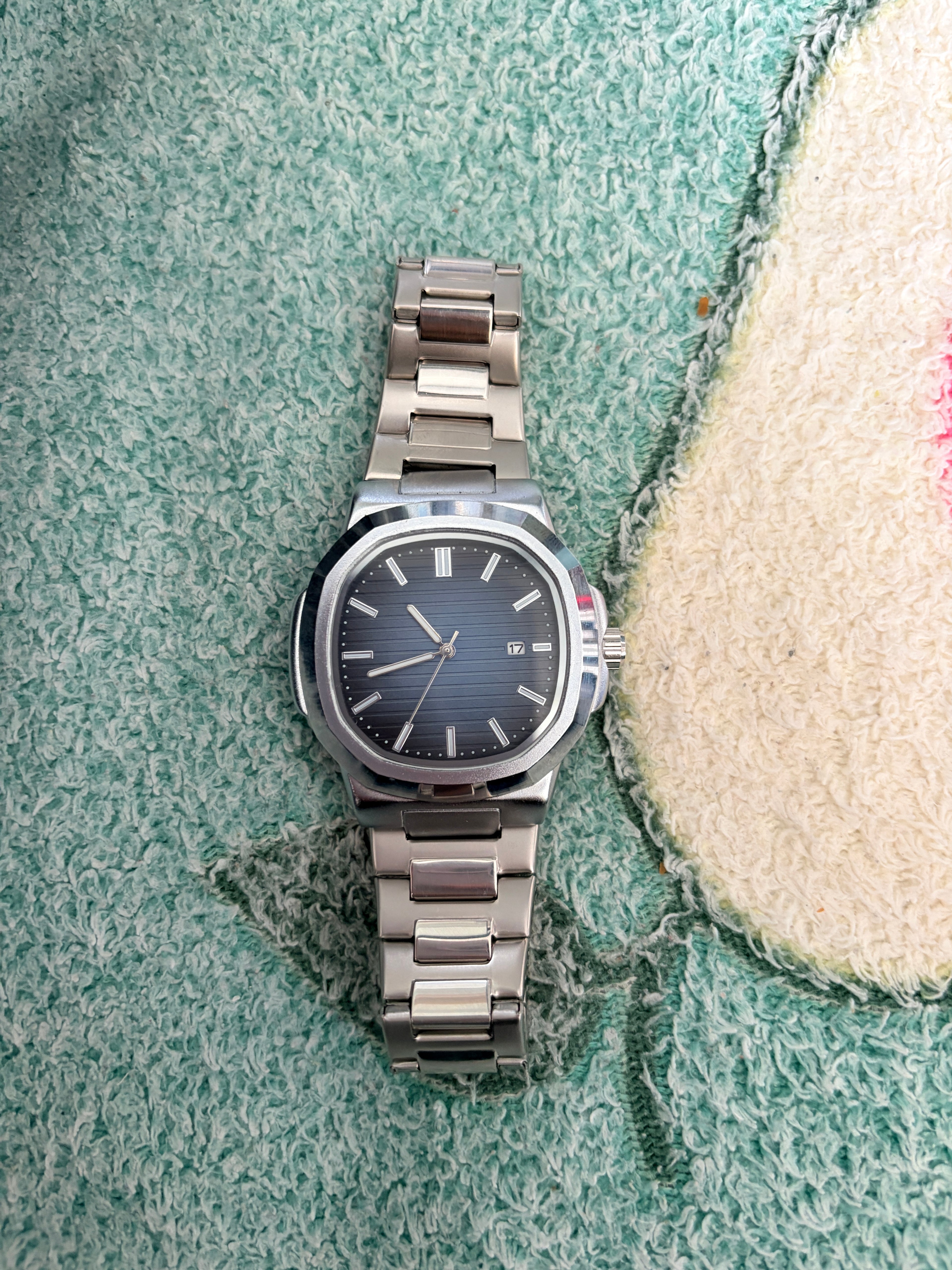 Stahl-Armbanduhr