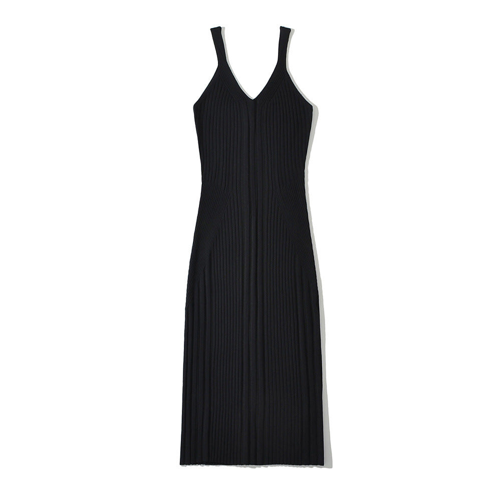 Eng anliegendes Strapse-Kleid