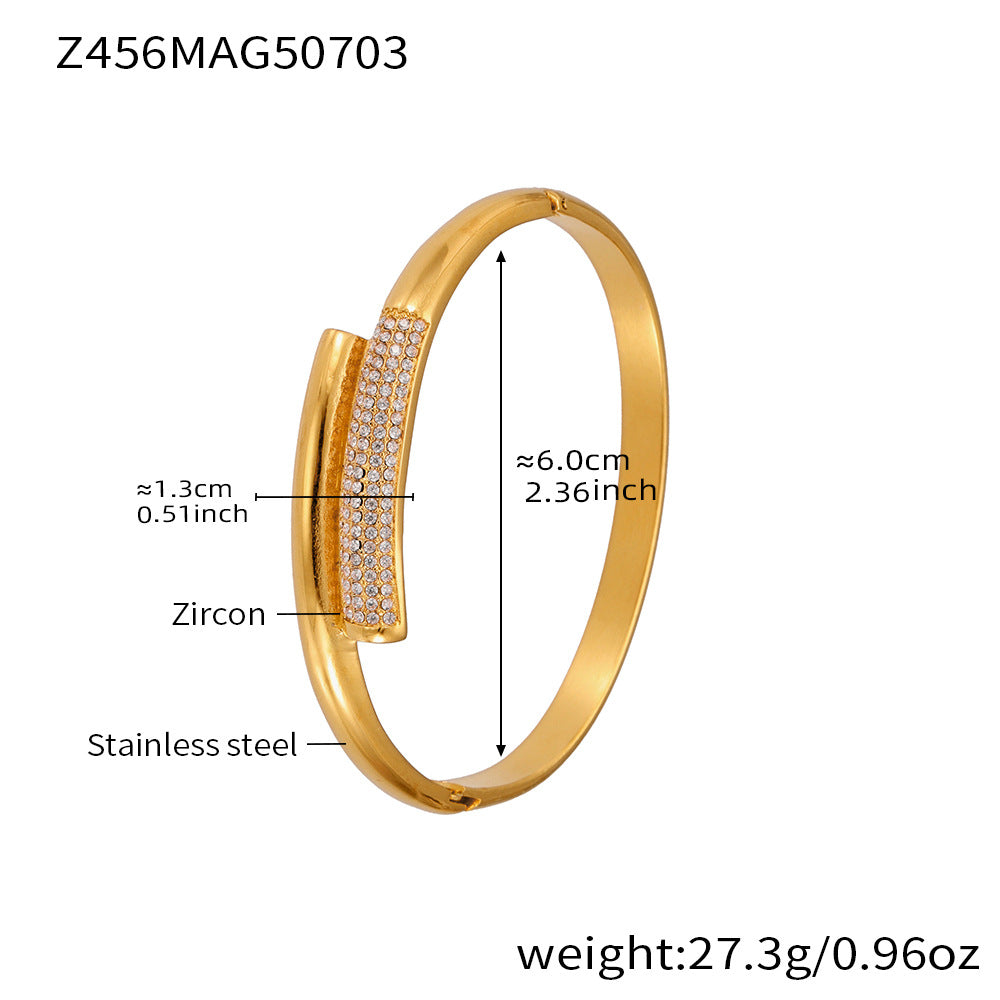 Armreif mit geometrischen Zirkonia-Akzenten – Bild 15 | LuxeStyle