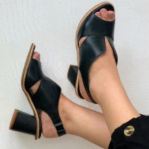 Elegante Peep-Toe Sandalen mit Chunky-Heel – Bild 16 | LuxeStyle