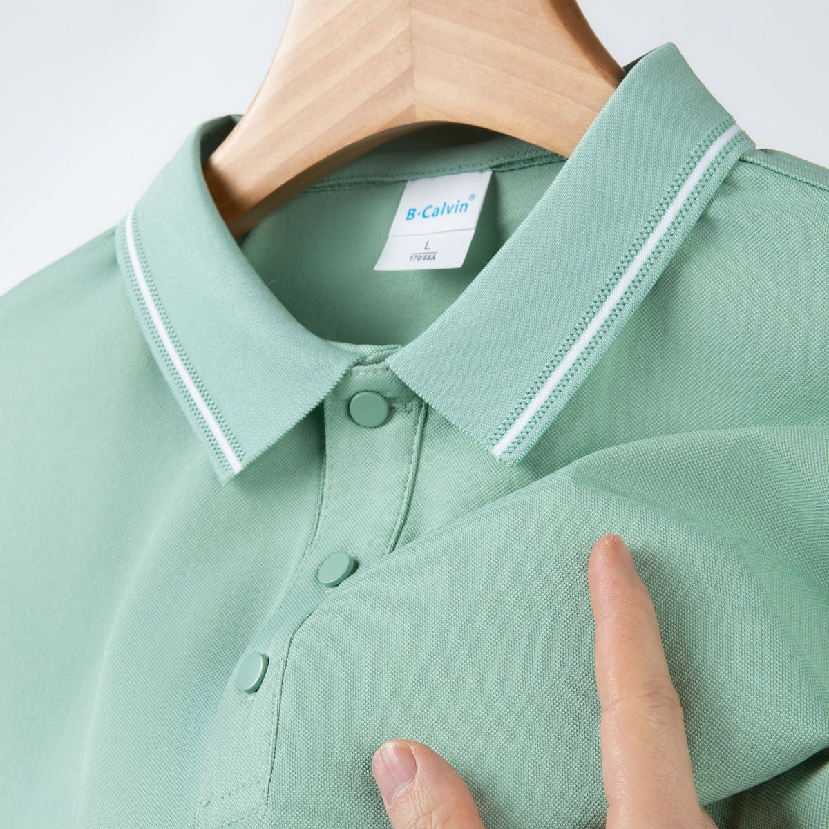 Atmungsaktives Kurzarm-T-Shirt für Herren – Bild 8 | LuxeStyle