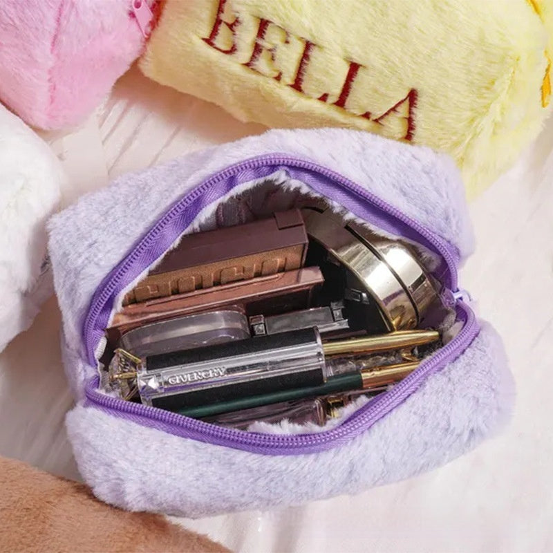 Bestickte Plüsch-Kosmetiktasche – Bild 3 | LuxeStyle