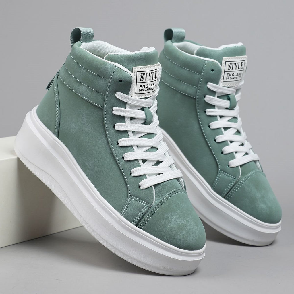 Hohe Sneaker