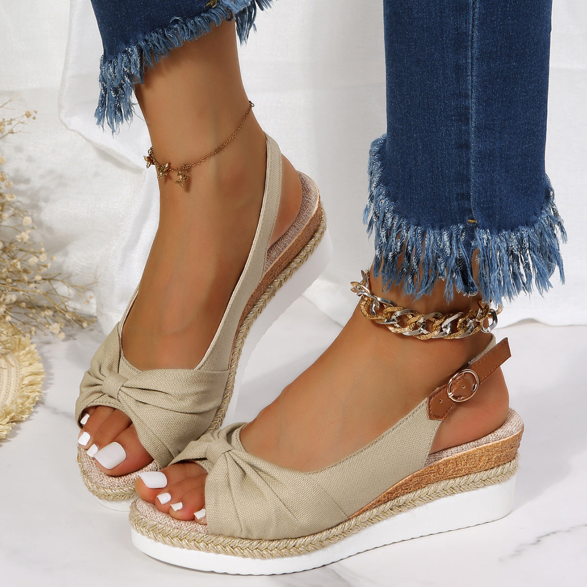 Keilsandalen mit Hanfseil und Schleife | LuxeStyle