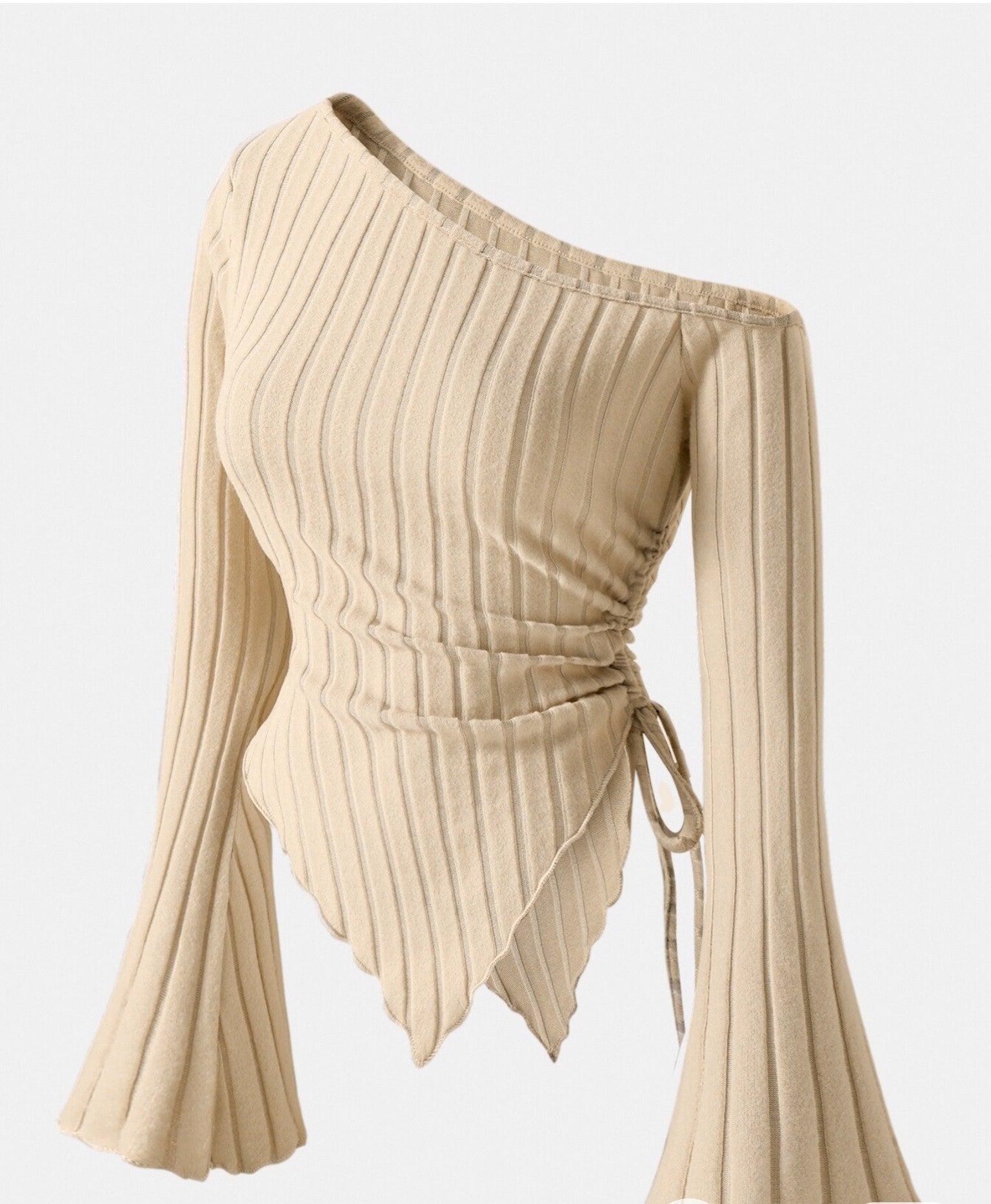 Off-Shoulder Shirt mit asymmetrischem Saum