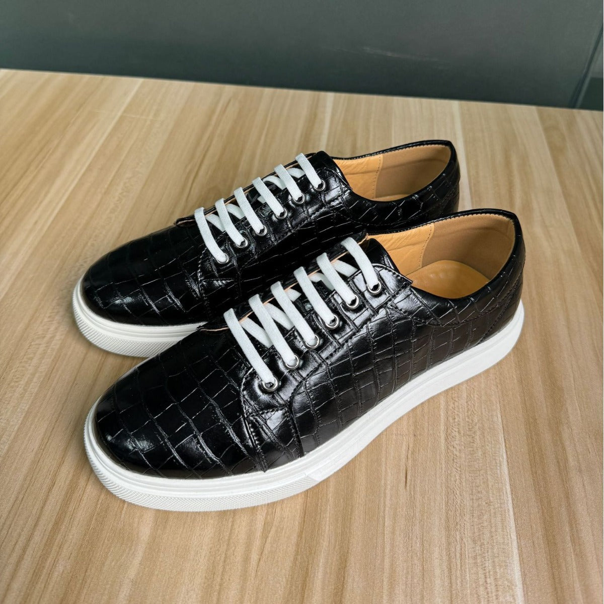 Britische Schnür-Sneaker für Herren
