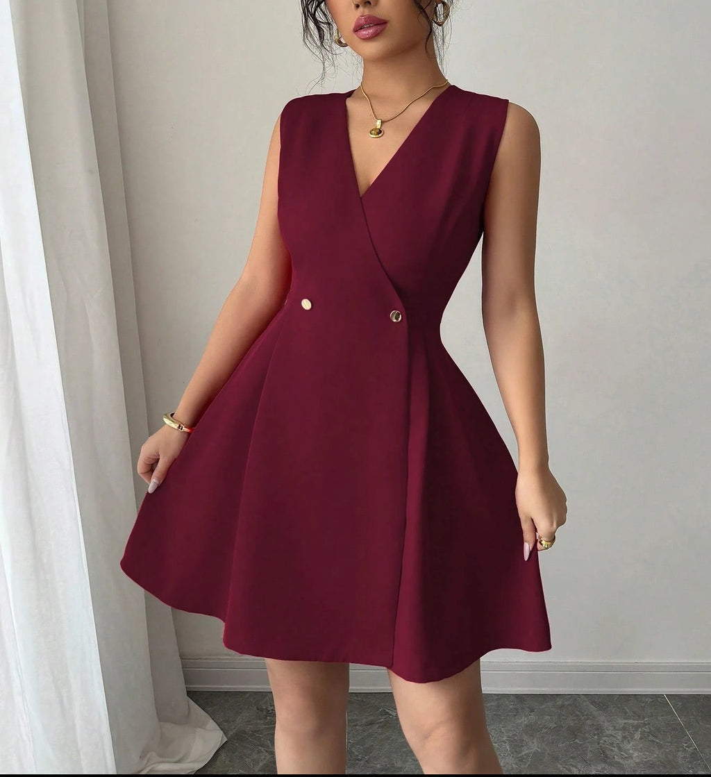 Kleines A-Linien-Kleid mit Buchstabenmuster