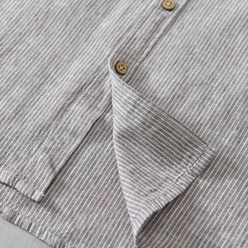Schlanke Langarm-Herrenbluse mit Streifen