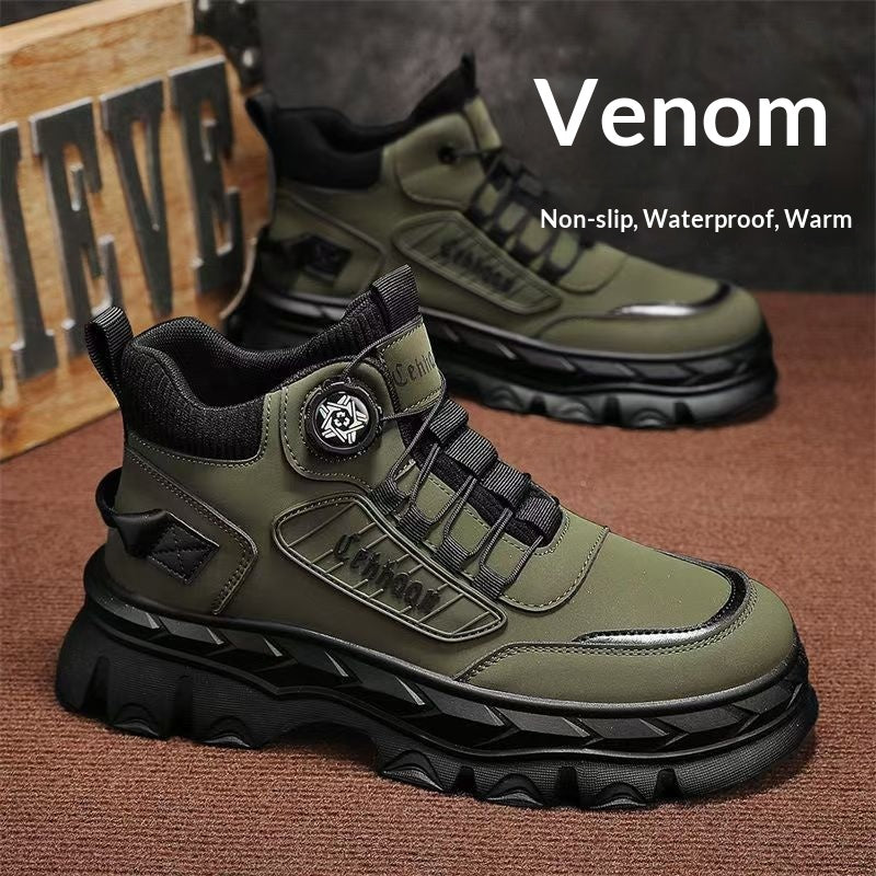 Sportliche Outdoor Boots mit leichter Erhöhung
