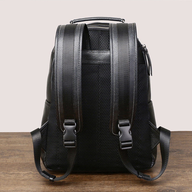 Lederrucksack für Herren mit Farbkontrast | LuxeStyle