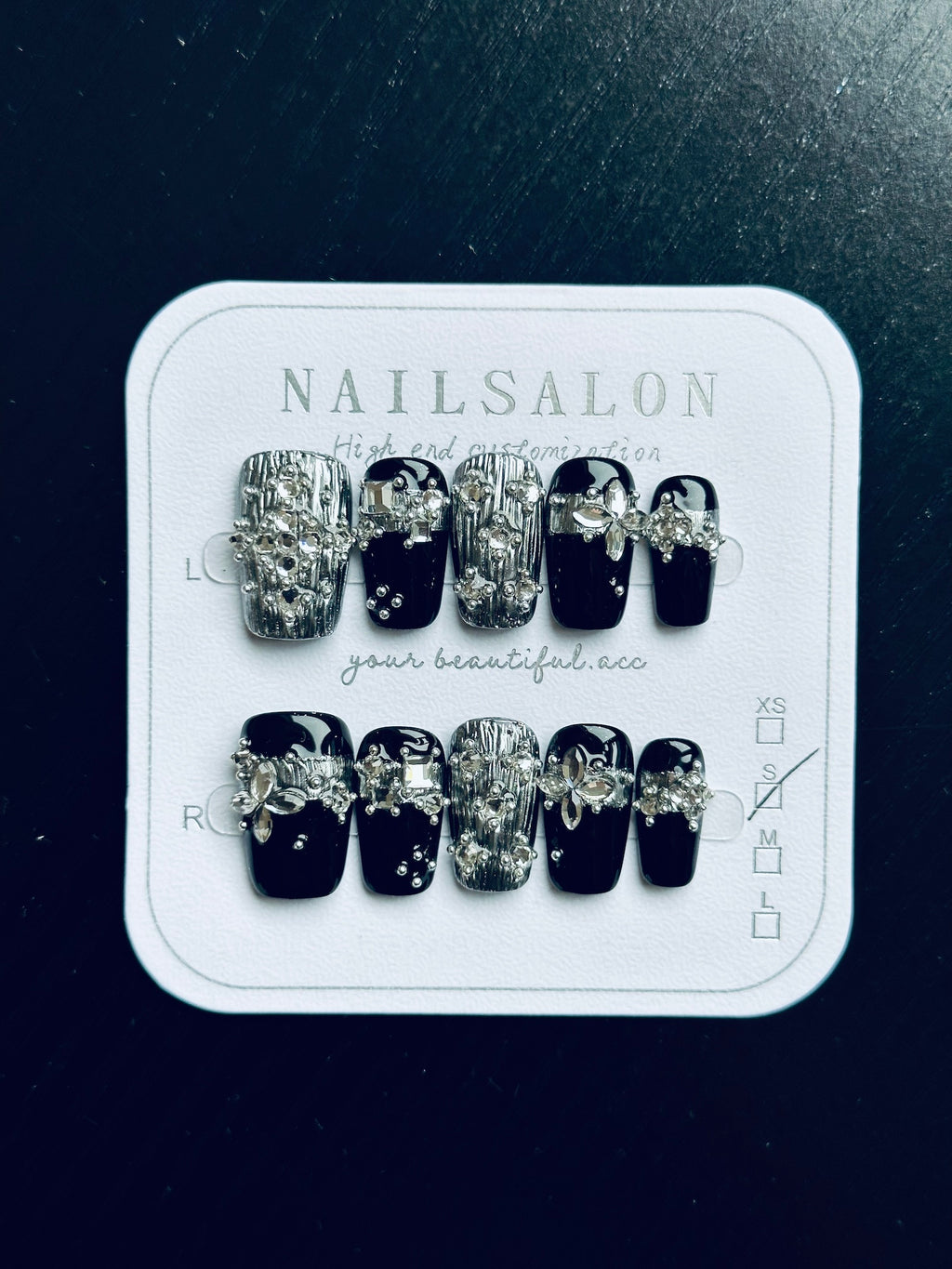 Press On Nails T076 – Schwarz-Weiss 3D – Ansicht 6