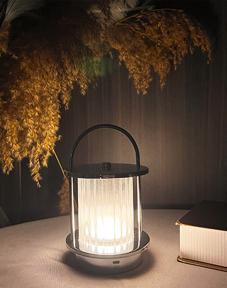 Silberne Aufladbare Schreibtischlampe, Warm Light – Bild 2 | LuxeStyle