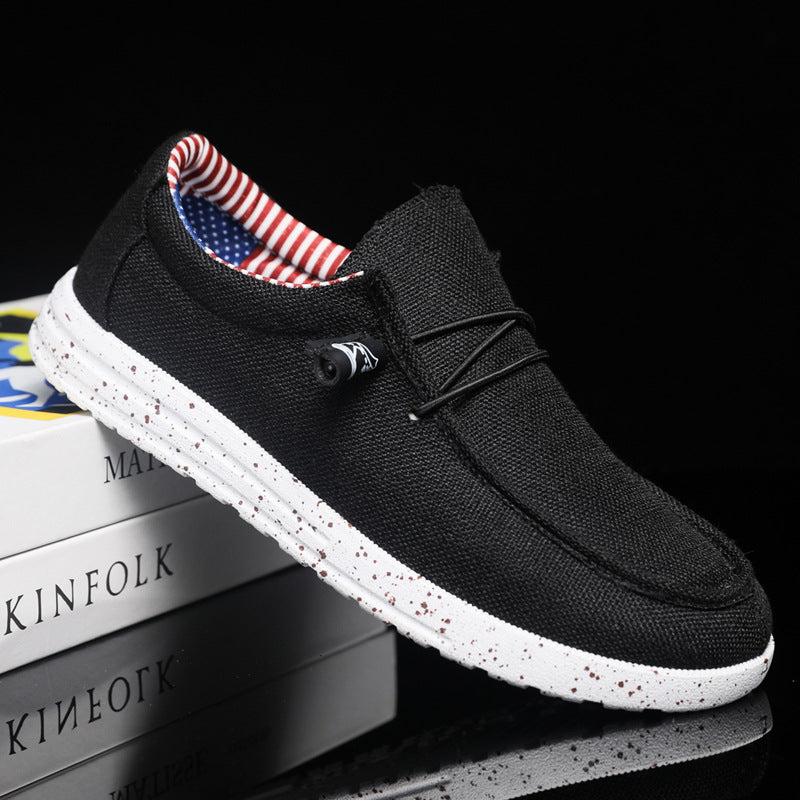 Schlichte Slip-On Sneaker – Bild 1 | LuxeStyle