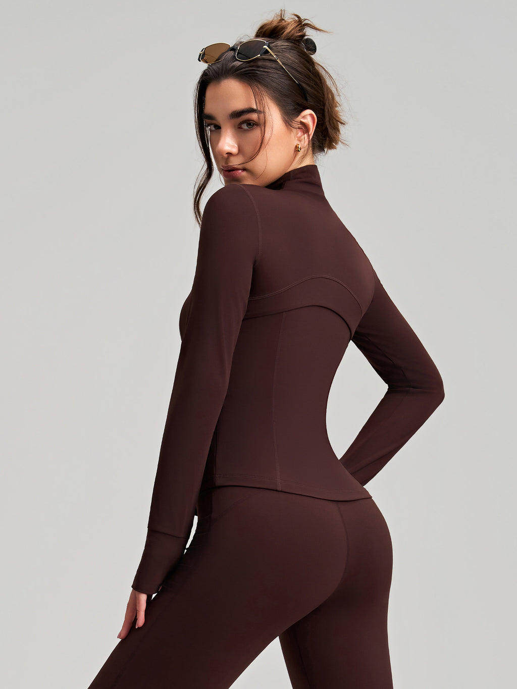 Slim-Fit Sportjacke mit Stehkragen