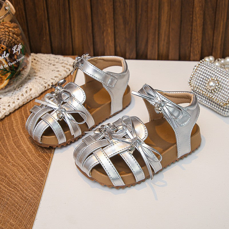 Sommer-Sandalen mit süßem Schleifchen und weicher Sohle