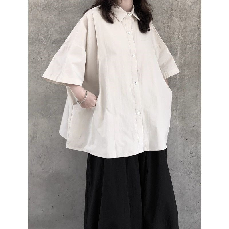Japanisches Oversize-Shirt mit 3D-Effekt