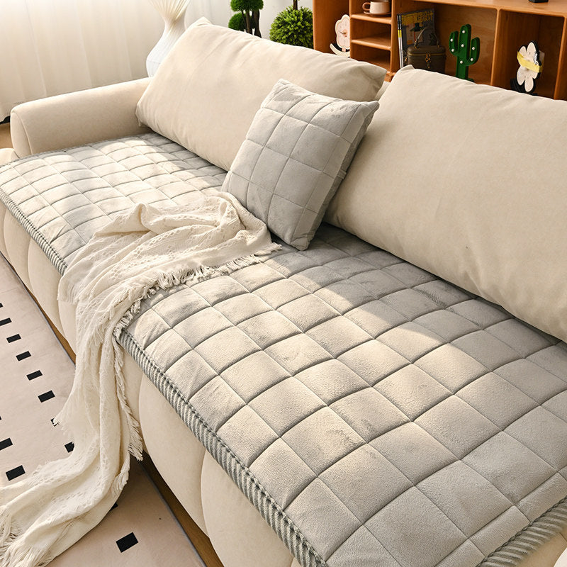 Sofa-Kissenhülle im minimalistischen Design