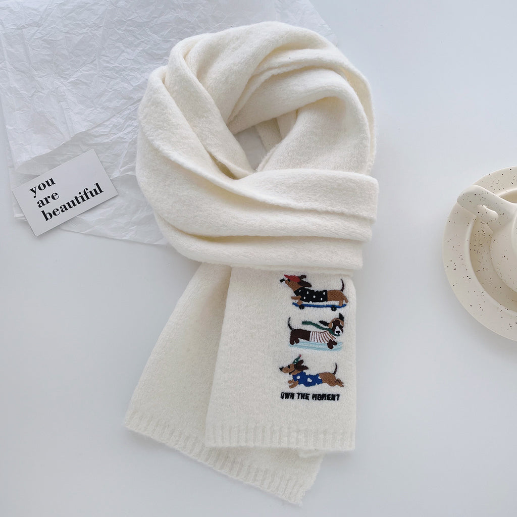 Wollschal mit Wursthunde-Print – Bild 11 | LuxeStyle