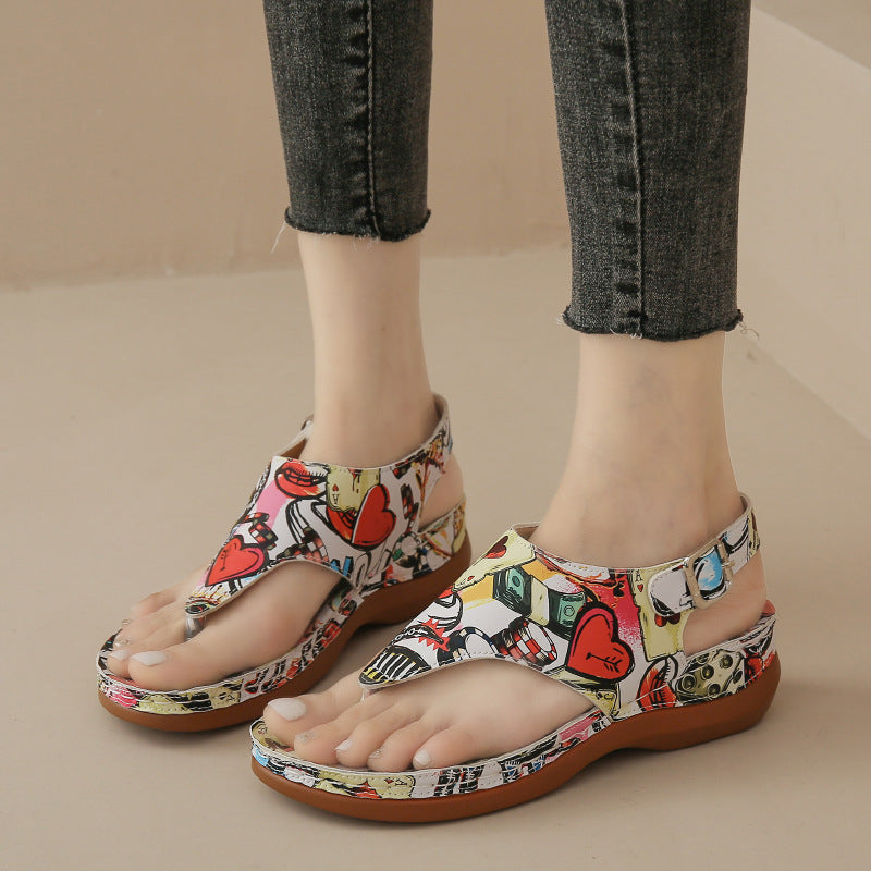 Keilsandalen mit Zehentrenner – Bild 12 | LuxeStyle