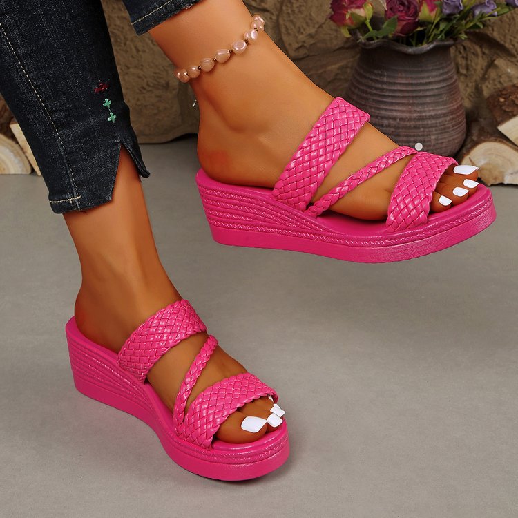 Keile Sandalen mit dicker Sohle