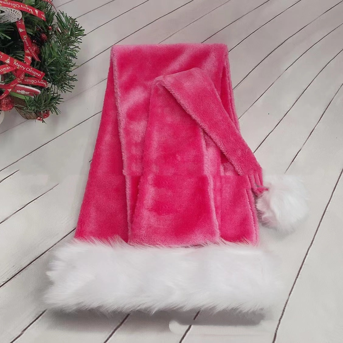 Weisser Weihnachtsmann-Hut aus Plüsch – Bild 9 | LuxeStyle