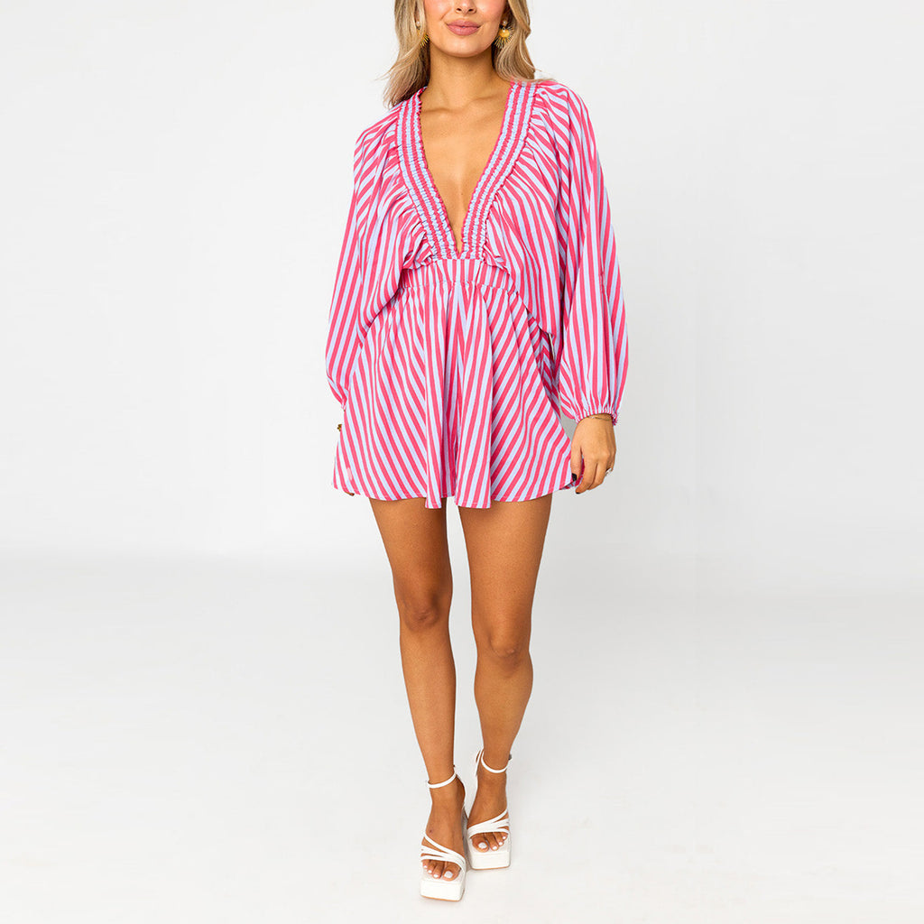V-Ausschnitt Jumpsuit mit weitem Bein