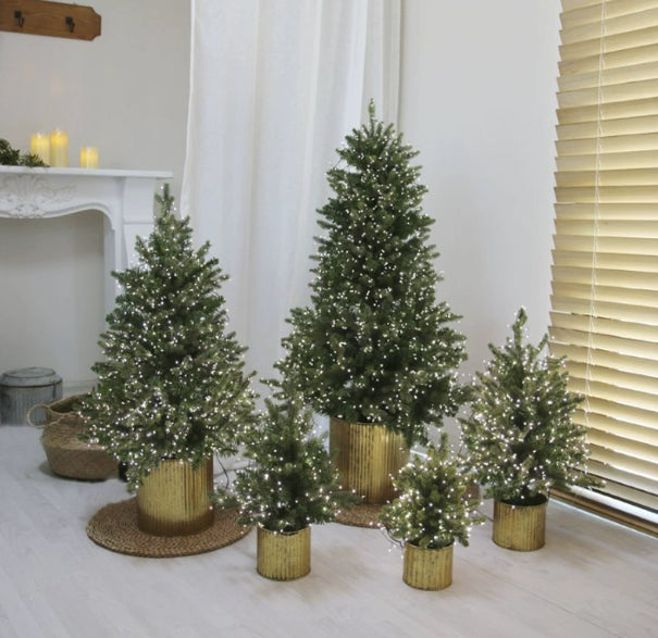 45 cm Weihnachtsbaum mit 100 LED‑Lichtern – Bild 2 | LuxeStyle