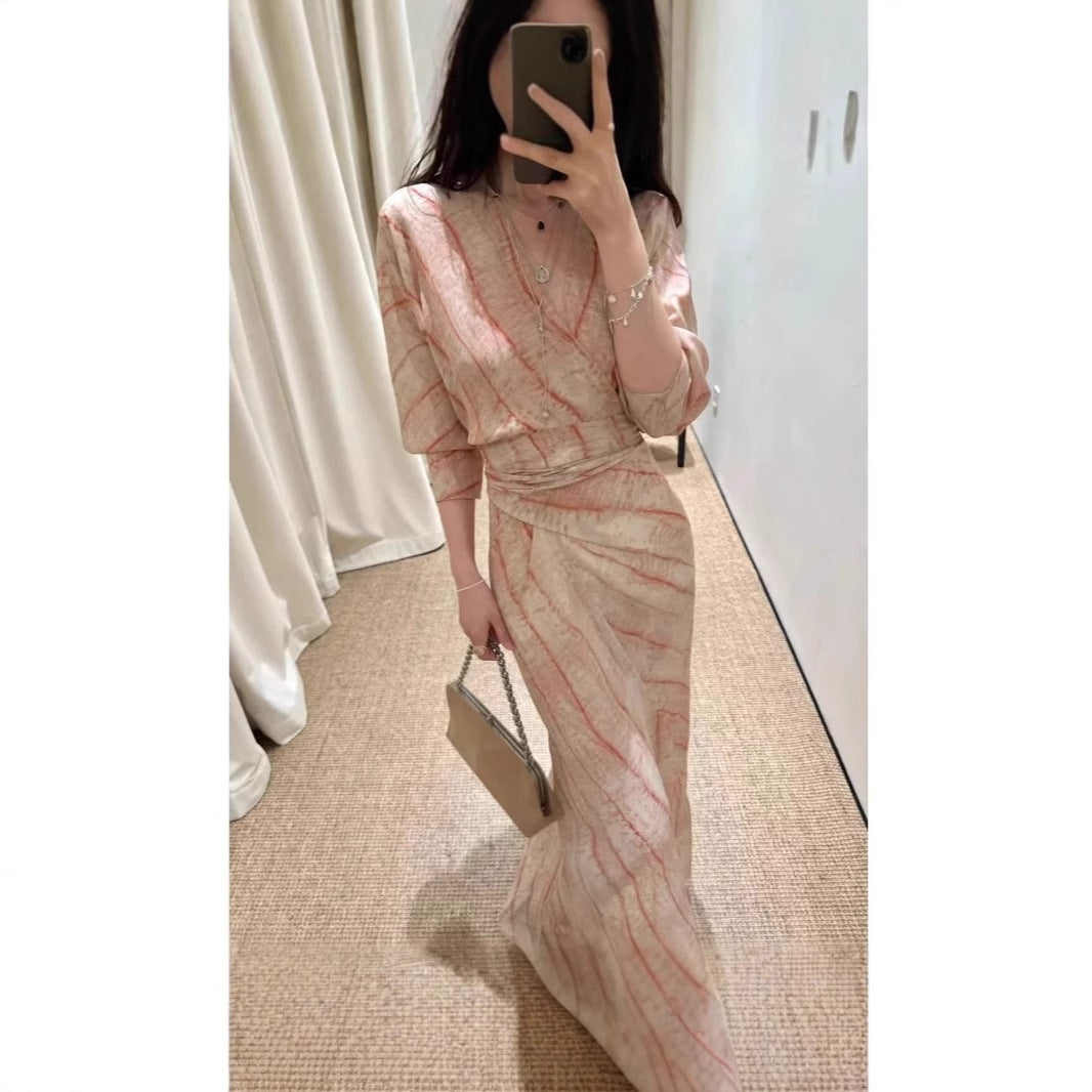 Elegantes Seidenkleid mit Print | LuxeStyle