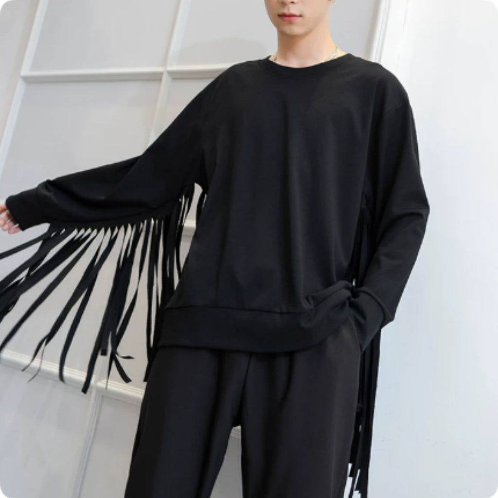 Sweatshirt mit Rundhals und langen Quasten