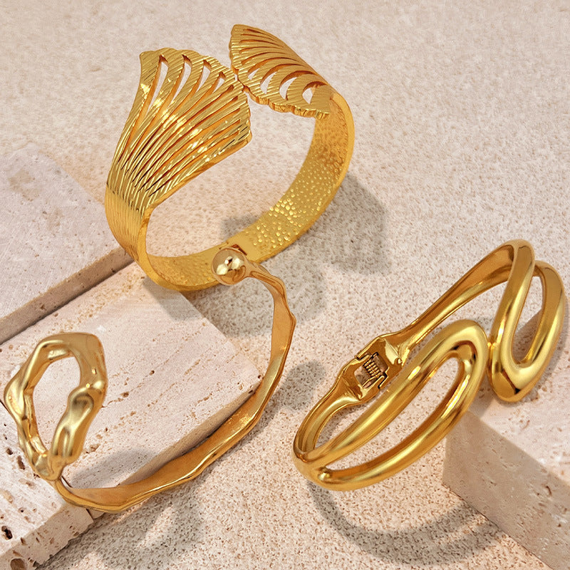 Offenes Vintage Armband aus Edelstahl | LuxeStyle