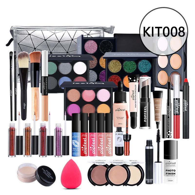 Makeup-Set für Einsteiger mit Concealer & Eyeliner – Bild 10 | LuxeStyle