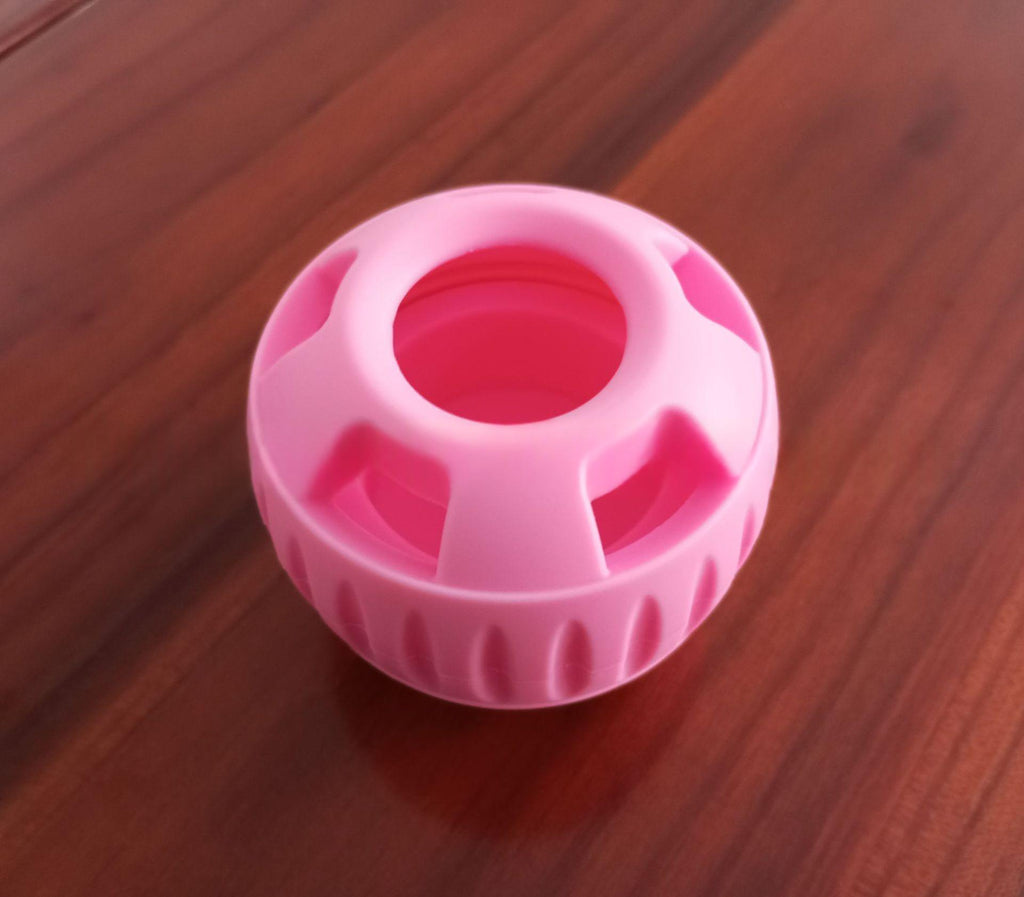 Kühlender Spielball für Hunde – langsames Füttern – Bild 3 | LuxeStyle