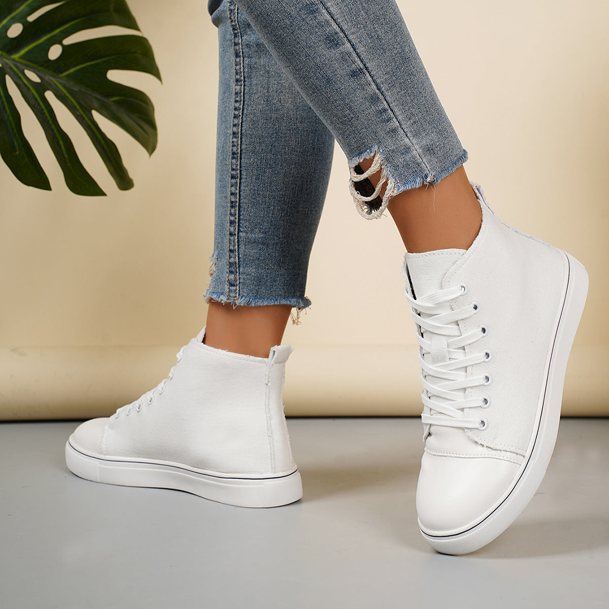 High-Top Stoffschuhe mit Blumenmuster