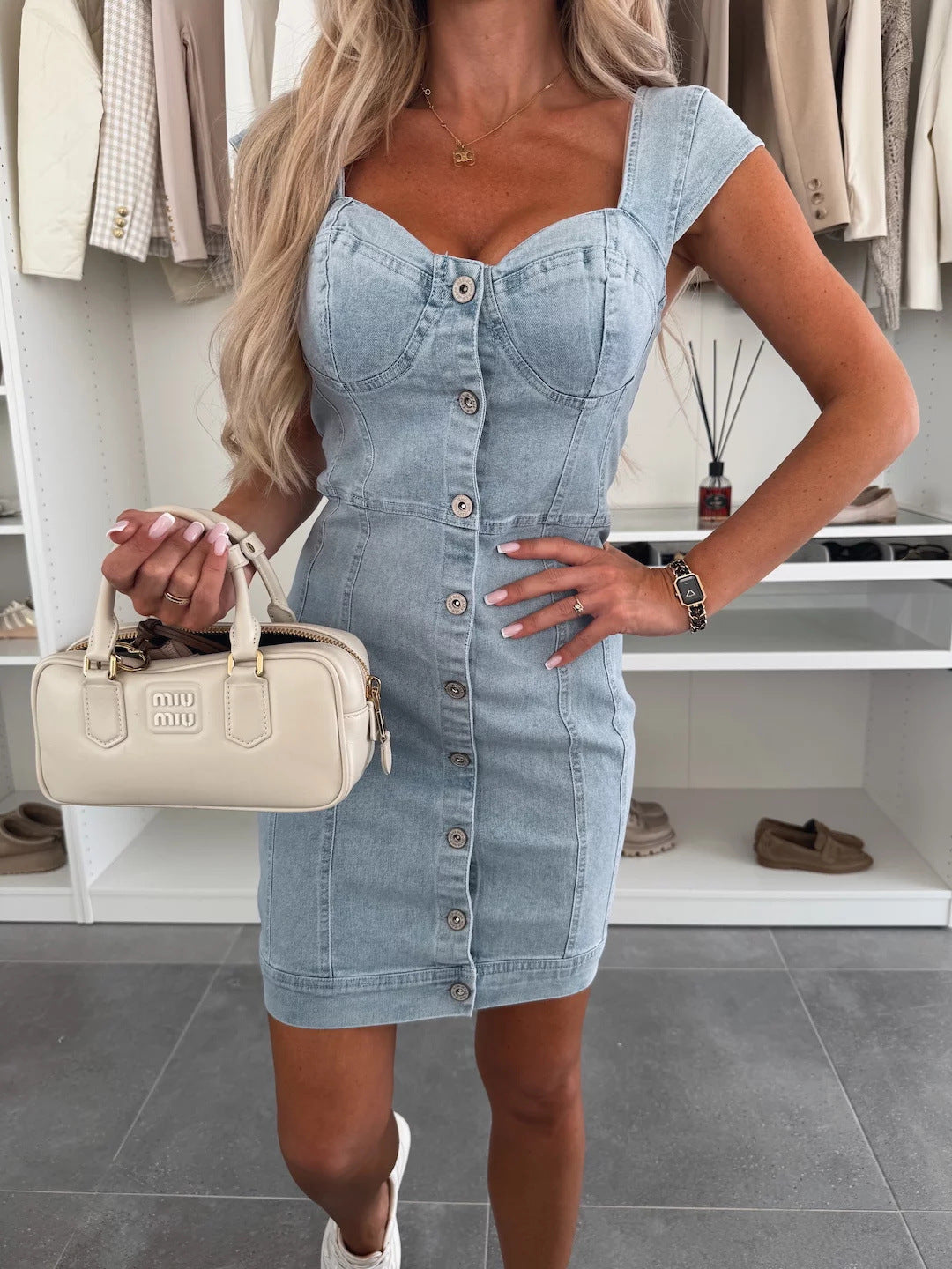 Ärmelloses Jeanskleid – Bild 4 | LuxeStyle