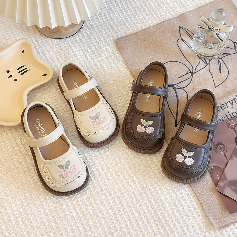 Einlegesohlen Schuhe mit Stickereien