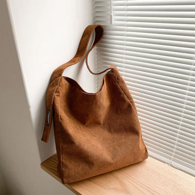Corduroy Bucket Bag für Studierende – Bild 7 | LuxeStyle