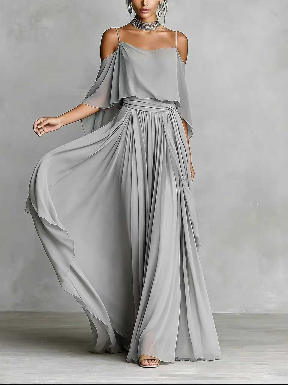 Off-Shoulder Maxi-Kleid