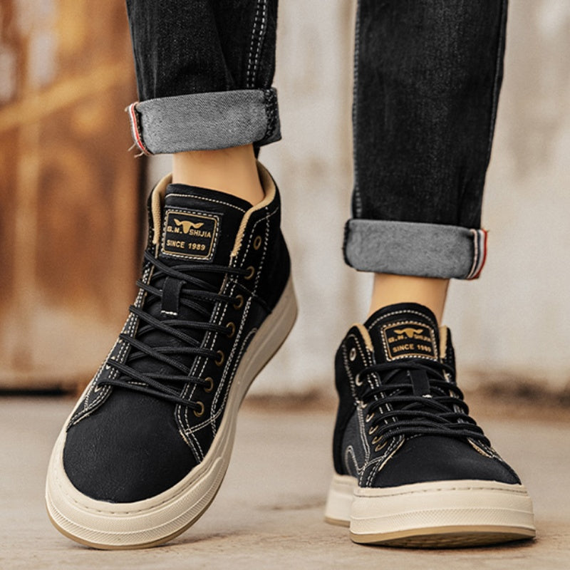 Mid-Top Board-Schuhe aus weichem Leder – Bild 3 | LuxeStyle