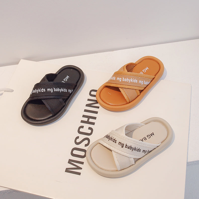 Mädchen Sandalen und Pantoletten – Bild 2 | LuxeStyle