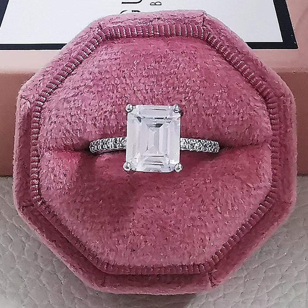Statement-Ring Zirkonia · Grosser Kristall