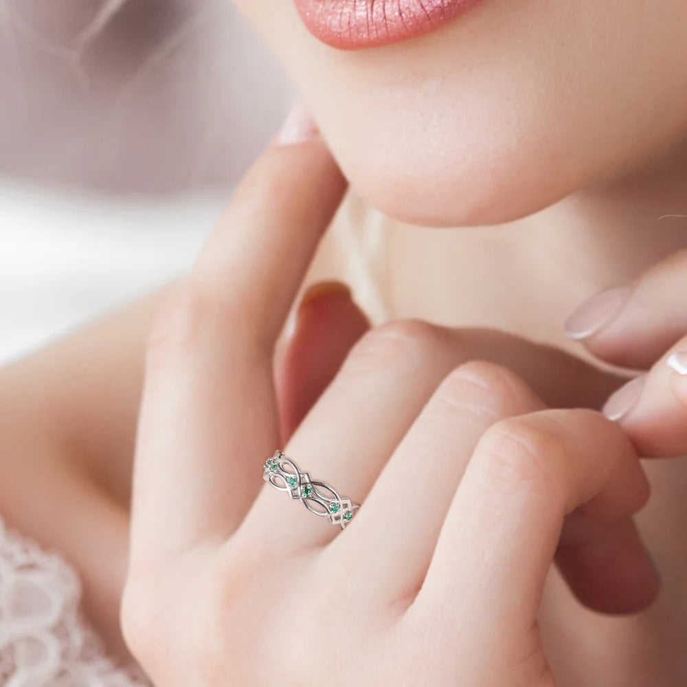 Geburtsstein-Ring mit Hohl-Design