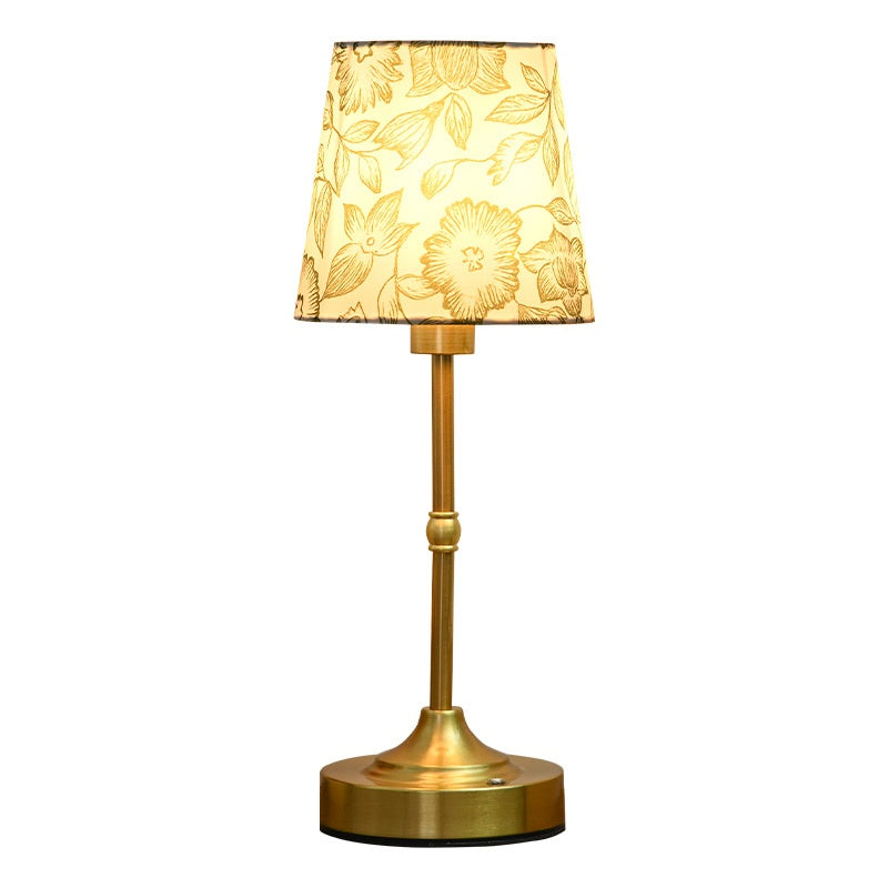 Nordische Minimalistische Tischlampe | LuxeStyle