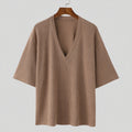 Geripptes V-Neck T-Shirt mit halbem Arm