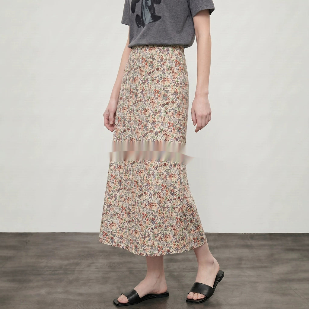 A-Linien Rock mit Blumenmuster
