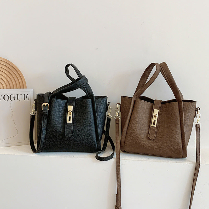 Retro Umhängetasche mit Textur | LuxeStyle