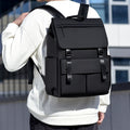 Minimalistischer Rucksack für Herren